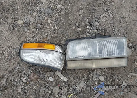 1995 Buick Lesabre Custom z USA, uszkodzony, nr VIN 1G4HP52L8SH569374